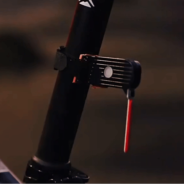 TitanDrop™ - Drop Effect Tail Light
